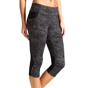 Athleta maze be free Knickers medium
